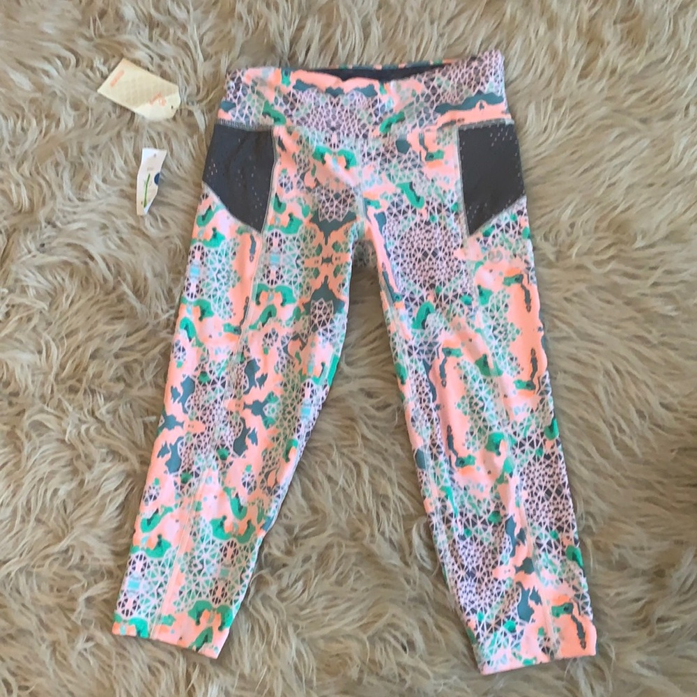 Cute pink yoga pants!